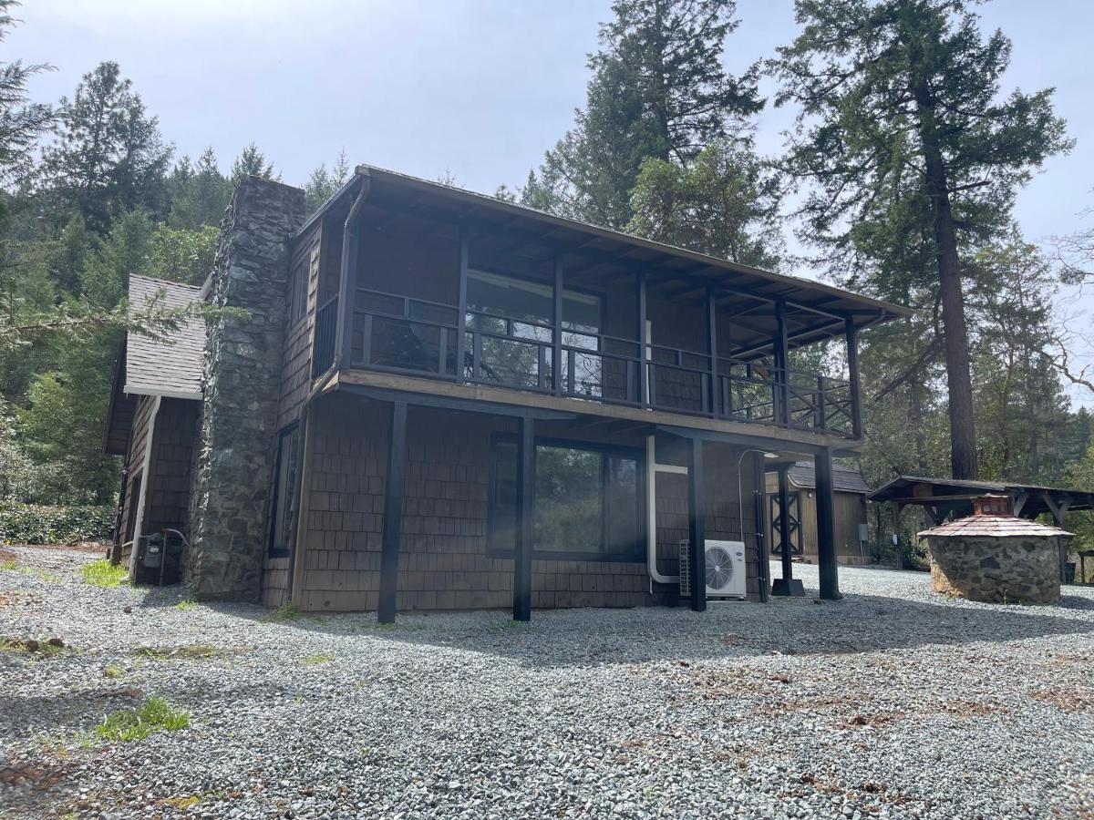 The River House Грантс Пас Екстериор снимка